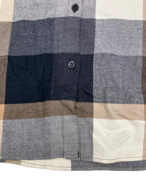 BLUE LABEL CRESTBRIDGE（ブルーレーベルクレストブリッジ）BLUE LABEL CRESTBRIDGE (ブルーレーベルクレストブリッジ) チェックシャツ グレー×ブラック サイズ:SIZE36の古着・服飾アイテム