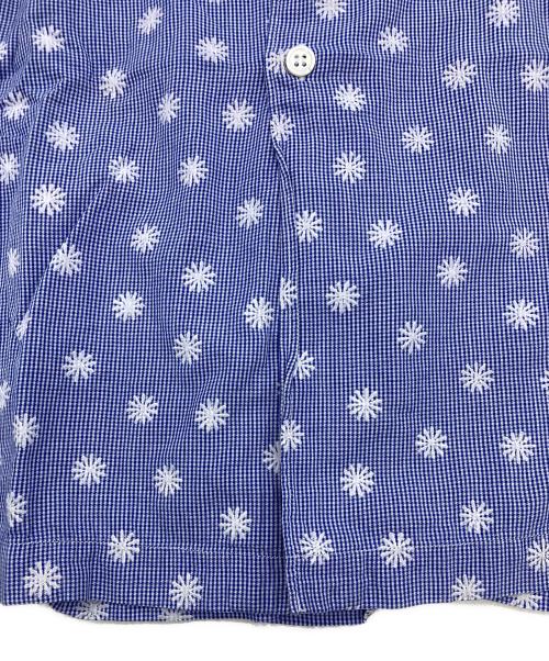 COMME des GARCONS SHIRT（コムデギャルソンシャツ）COMME des GARCONS SHIRT (コムデギャルソンシャツ) フラワ―刺繍半袖シャツ ブルー サイズ:Sの古着・服飾アイテム