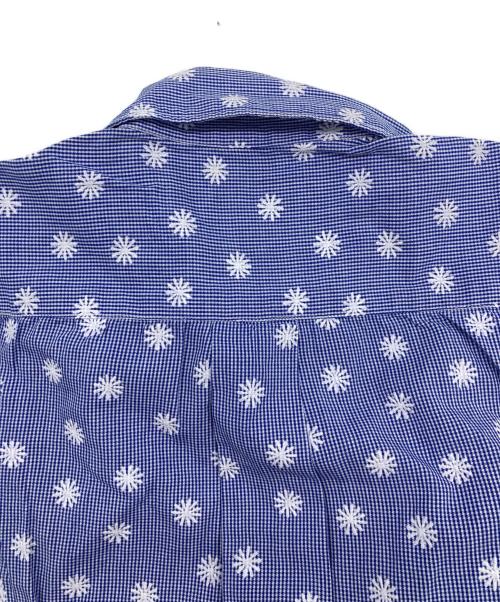 COMME des GARCONS SHIRT（コムデギャルソンシャツ）COMME des GARCONS SHIRT (コムデギャルソンシャツ) フラワ―刺繍半袖シャツ ブルー サイズ:Sの古着・服飾アイテム