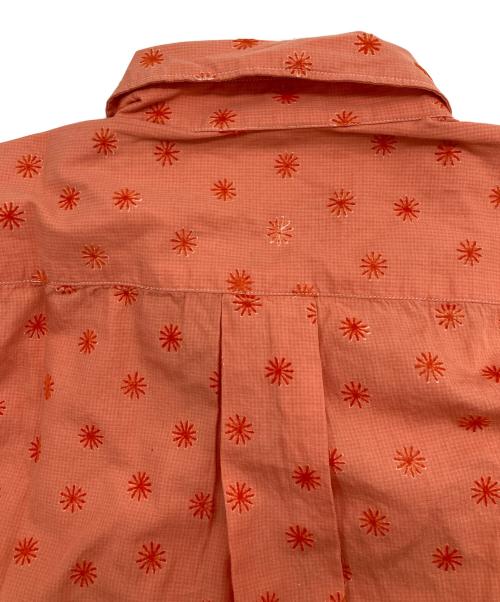 COMME des GARCONS SHIRT（コムデギャルソンシャツ）COMME des GARCONS SHIRT (コムデギャルソンシャツ) フラワー刺繍半袖シャツ レッド サイズ:Sの古着・服飾アイテム
