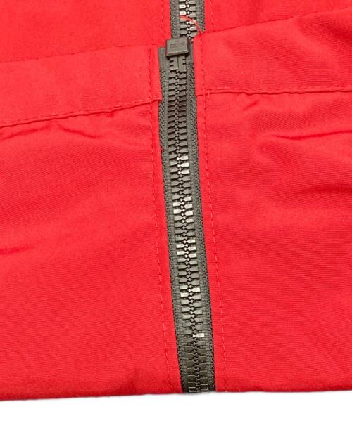 LEVI'S（リーバイス）LEVI'S (リーバイス) Hooded Waterproof Arctic Cloth Rain レッド サイズ:Lの古着・服飾アイテム