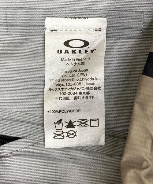 OAKLEY（オークリー）OAKLEY (オークリー) Rs Shell Glaze Shell Jacket 2.0 グレー サイズ:M 未使用品の古着・服飾アイテム
