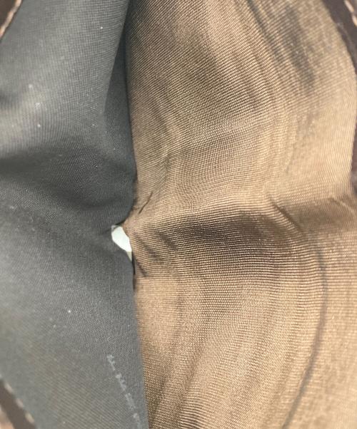 FENDI（フェンディ）FENDI (フェンディ) ズッカ柄2つ折り財布 ブラウンの古着・服飾アイテム