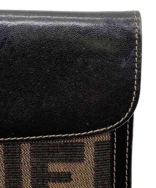 FENDI（フェンディ）FENDI (フェンディ) ズッカ柄長財布 ブラウンの古着・服飾アイテム