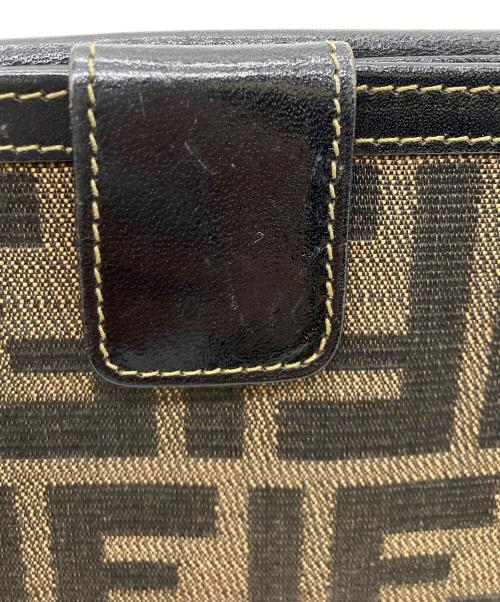 FENDI（フェンディ）FENDI (フェンディ) ズッカ柄長財布 ブラウンの古着・服飾アイテム