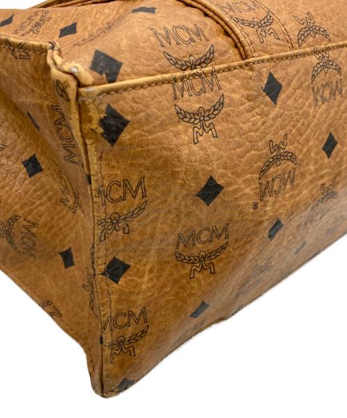 MCM（エムシーエム）MCM (エムシーエム) モノグラム 柄 トートバッグ ブラウンの古着・服飾アイテム