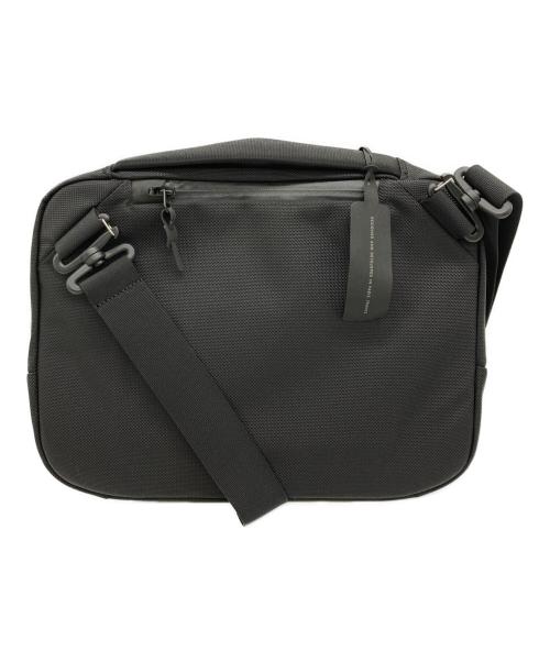 WEXLEY（ウェクスレイ）WEXLEY (ウェクスレイ) MALCOLM/8L SLING PACK ブラックの古着・服飾アイテム