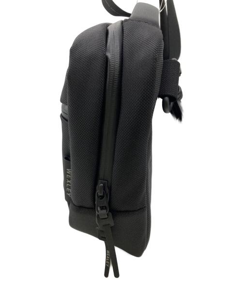 WEXLEY（ウェクスレイ）WEXLEY (ウェクスレイ) MALCOLM/8L SLING PACK ブラックの古着・服飾アイテム