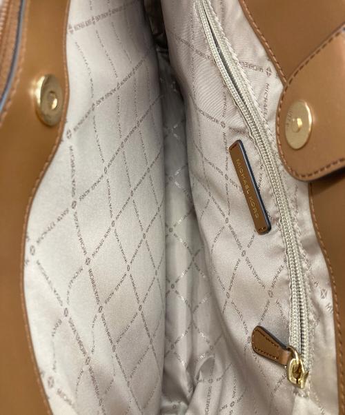 MICHAEL KORS（マイケルコース）MICHAEL KORS (マイケルコース) シグネチャートートバッグ ベージュの古着・服飾アイテム