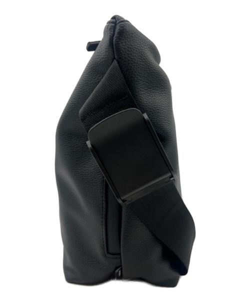 meltum（メルタム）meltum (メルタム) LEATHER MESSENGER BAG ブラックの古着・服飾アイテム