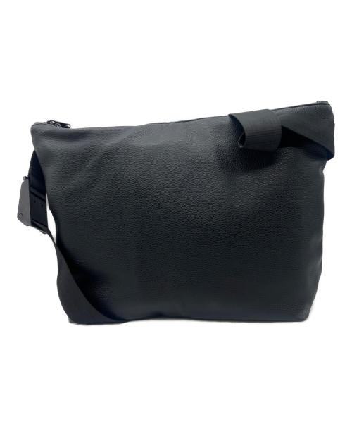 meltum（メルタム）meltum (メルタム) LEATHER MESSENGER BAG ブラックの古着・服飾アイテム