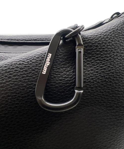 meltum（メルタム）meltum (メルタム) LEATHER MESSENGER BAG ブラックの古着・服飾アイテム