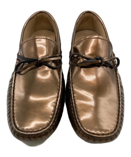 TOD'S（トッズ）TOD'S (トッズ) メタリックパテントドライビングシューズ ブラウン サイズ:6.5の古着・服飾アイテム