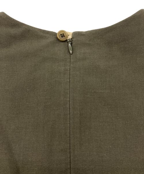 YAECA（ヤエカ）YAECA (ヤエカ) リネン混ギャザーワンピース オリーブ サイズ:Mの古着・服飾アイテム