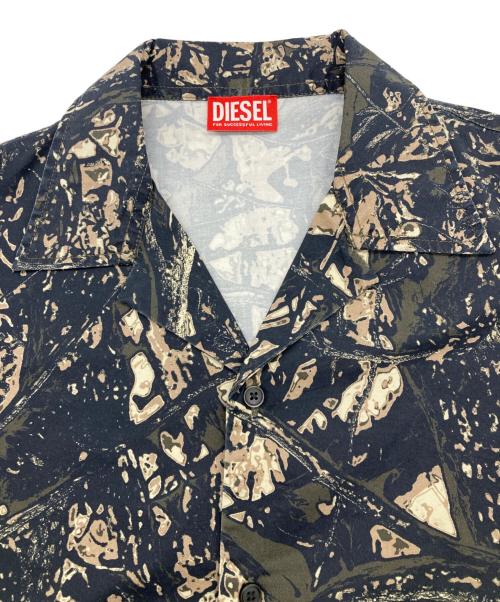 DIESEL（ディーゼル）DIESEL (ディーゼル) S-LINT リアルツリープリントS/Sシャツ グレー サイズ:48 未使用品の古着・服飾アイテム