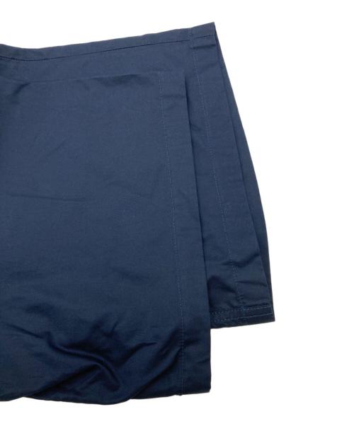 maison kitsune（メゾンキツネ）maison kitsune (メゾンキツネ) ベルト付きショーツ ネイビー サイズ:S 未使用品の古着・服飾アイテム