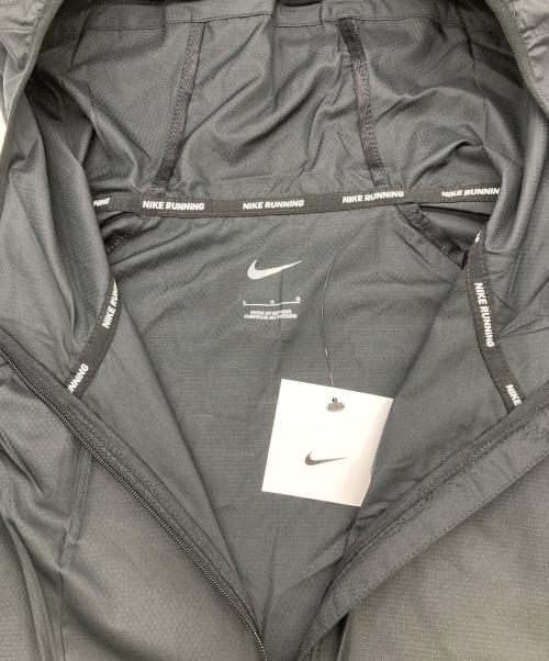 NIKE（ナイキ）NIKE (ナイキ) エッセンシャル フーデッドジャケット ブラック サイズ:L 未使用品の古着・服飾アイテム