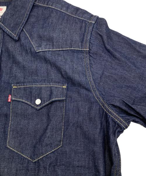 LEVI'S（リーバイス）LEVI'S (リーバイス) ウエスタンシャツ ネイビー サイズ:Lの古着・服飾アイテム