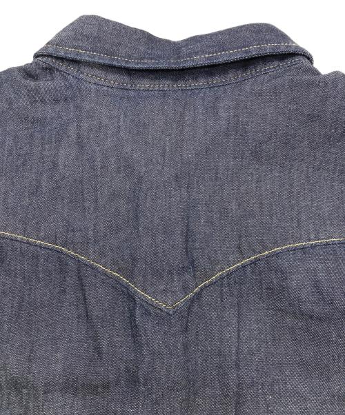 LEVI'S（リーバイス）LEVI'S (リーバイス) ウエスタンシャツ ネイビー サイズ:Lの古着・服飾アイテム