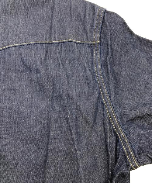 LEVI'S（リーバイス）LEVI'S (リーバイス) ウエスタンシャツ ネイビー サイズ:Lの古着・服飾アイテム