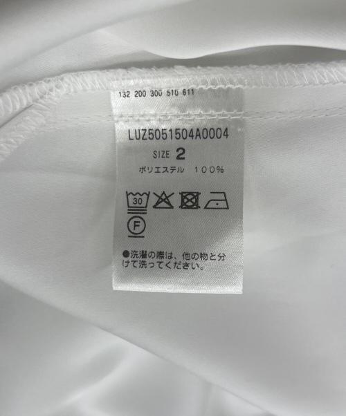 neucon（ニューコン）Neucon (ニューコン) リベットデザインダブルポケットサテンオーバーシャツ ホワイト サイズ:Mの古着・服飾アイテム