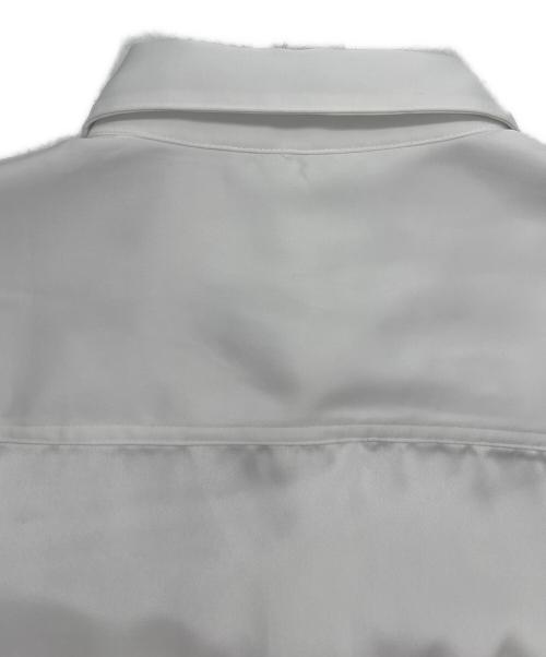 neucon（ニューコン）Neucon (ニューコン) リベットデザインダブルポケットサテンオーバーシャツ ホワイト サイズ:Mの古着・服飾アイテム