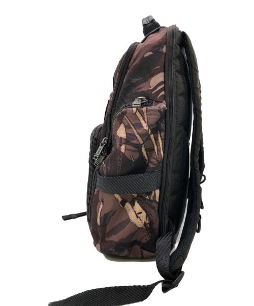 TUMI（トゥミ）TUMI (トゥミ) カモフラシェパードバックパック ブラウン×ブラックの古着・服飾アイテム
