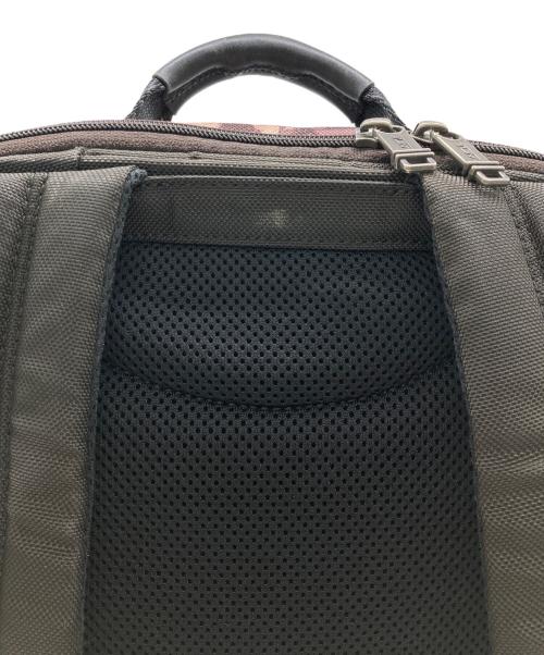 TUMI（トゥミ）TUMI (トゥミ) カモフラシェパードバックパック ブラウン×ブラックの古着・服飾アイテム