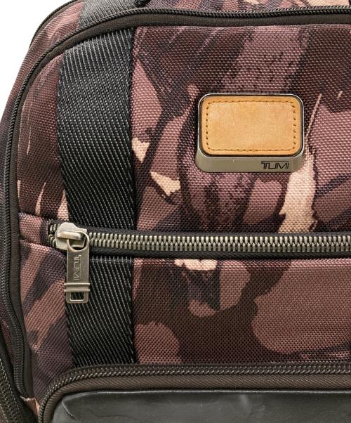 TUMI（トゥミ）TUMI (トゥミ) カモフラシェパードバックパック ブラウン×ブラックの古着・服飾アイテム
