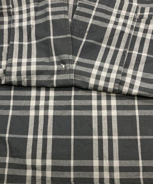 BURBERRY BLUE LABEL（バーバリー ブルー レーベル）BURBERRY BLUE LABEL (バーバリー ブルー レーベル) チェックシャツ ブラック サイズ:Mの古着・服飾アイテム