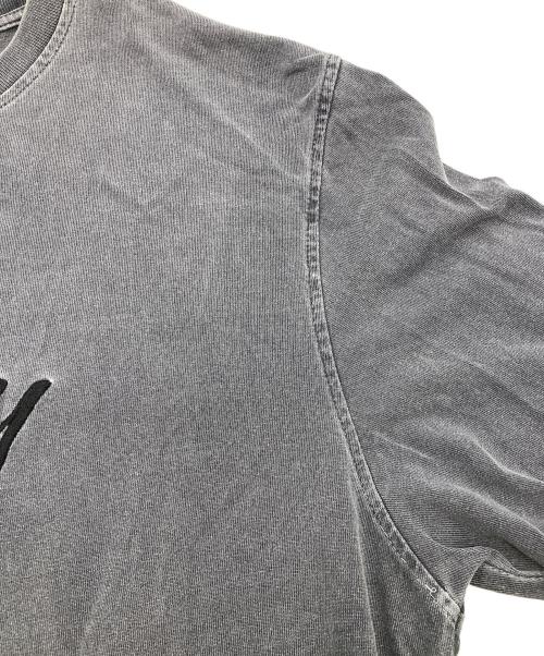 stussy（ステューシー）stussy (ステューシー) ピグメントロゴロングスリーブ グレー サイズ:Lの古着・服飾アイテム