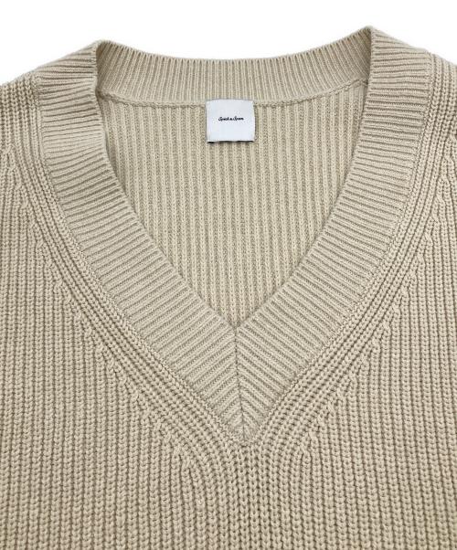Spick and Span（スピック＆スパン）Spick and Span (スピック＆スパン) バルキーヤーン畦Vネックチュニックニット ベージュ サイズ:FREEの古着・服飾アイテム