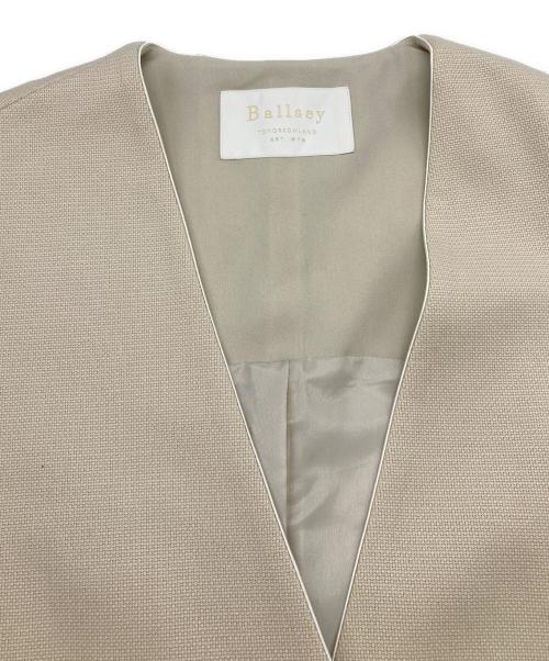 BALLSEY（ボールジィ）BALLSEY (ボールジィ) レノクロスジャージー Vカラーミドルジレ ベージュ サイズ:Sの古着・服飾アイテム