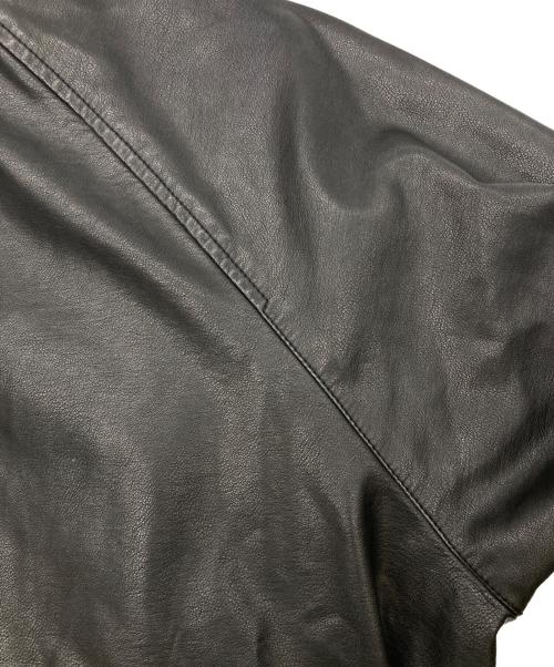 FREAK'S STORE（フリークスストア）FREAK'S STORE (フリークスストア) ウォッシュ加工 レザレッド スタンドカラー ジップアップ ショートブルゾン ブラック サイズ:Lの古着・服飾アイテム