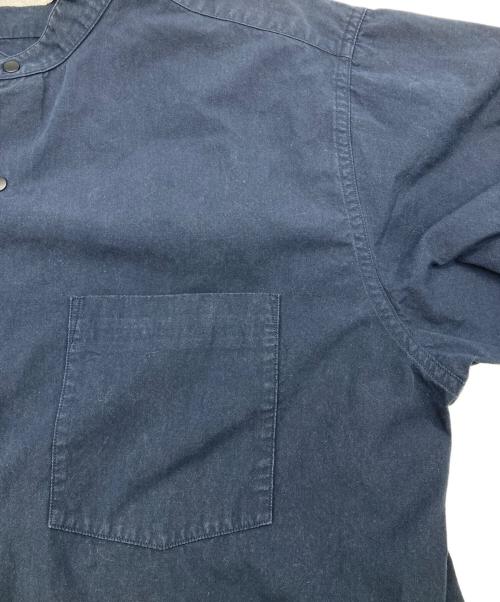 nanamica（ナナミカ）nanamica (ナナミカ) Band Collar Wind Shirt - Dark Navy ネイビー サイズ:Sの古着・服飾アイテム