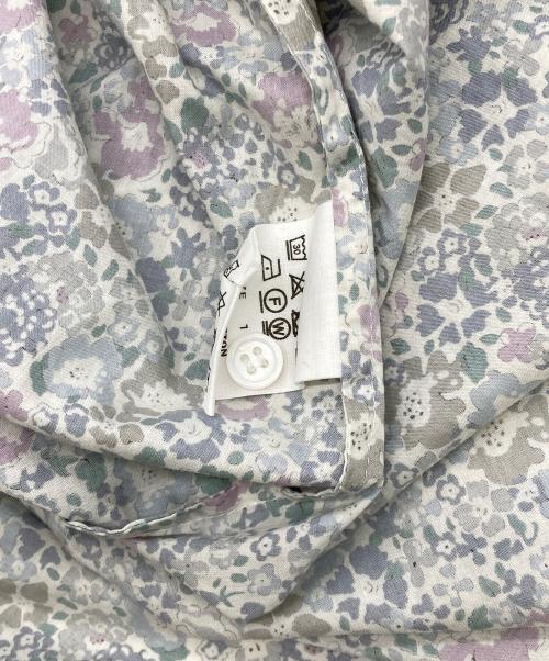 Toujours（トゥジュー）Toujours (トゥジュー) Short Sleeve Classic Gathered Dress/リバティ プチフラワー プリント コットン ドレス ホワイト×グレー サイズ:Sの古着・服飾アイテム
