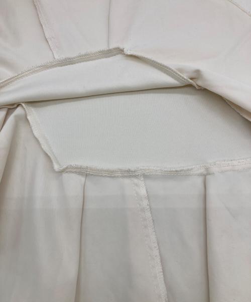 COCODEAL（ココディール）COCODEAL (ココディール) アシメペプラムブラウス ベージュ サイズ:SIZE2の古着・服飾アイテム