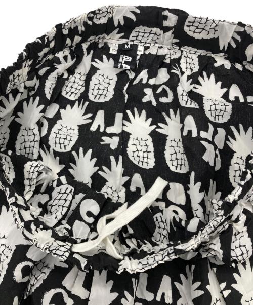 BLACK COMME des GARCONS（ブラックコムデギャルソン）BLACK COMME des GARCONS (ブラックコムデギャルソン) 総柄スカート ホワイト×ブラック サイズ:Mの古着・服飾アイテム