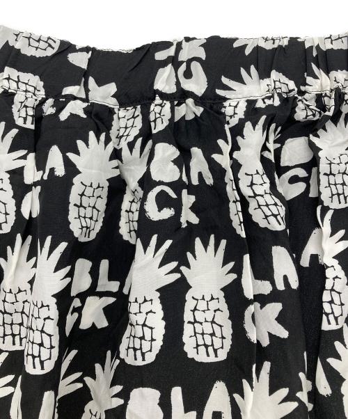 BLACK COMME des GARCONS（ブラックコムデギャルソン）BLACK COMME des GARCONS (ブラックコムデギャルソン) 総柄スカート ホワイト×ブラック サイズ:Mの古着・服飾アイテム