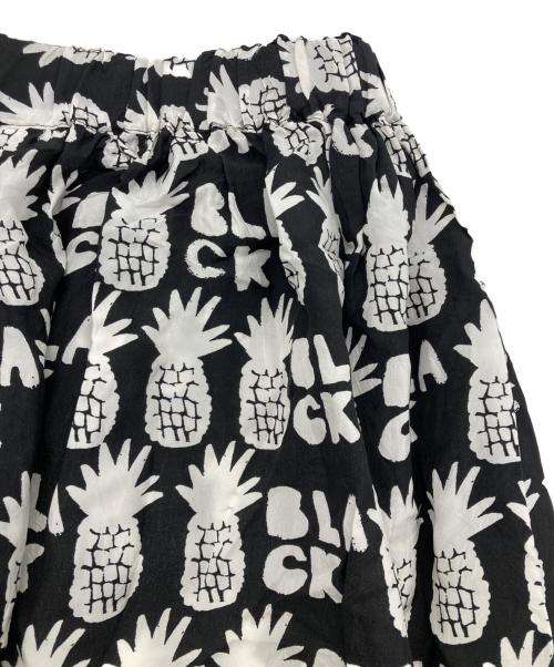 BLACK COMME des GARCONS（ブラックコムデギャルソン）BLACK COMME des GARCONS (ブラックコムデギャルソン) 総柄スカート ホワイト×ブラック サイズ:Mの古着・服飾アイテム