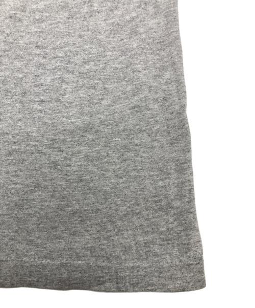 stussy（ステューシー）stussy (ステューシー) 紺タグ　刺繍Tシャツ グレー サイズ:Sの古着・服飾アイテム