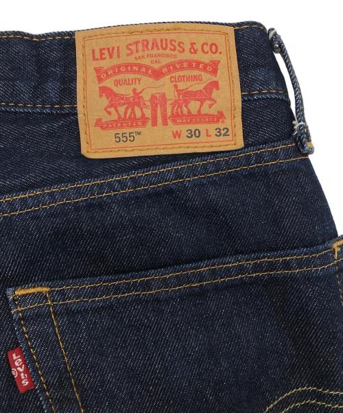LEVI'S（リーバイス）LEVI'S (リーバイス) 555デニムパンツ インディゴ サイズ:W30×L32の古着・服飾アイテム