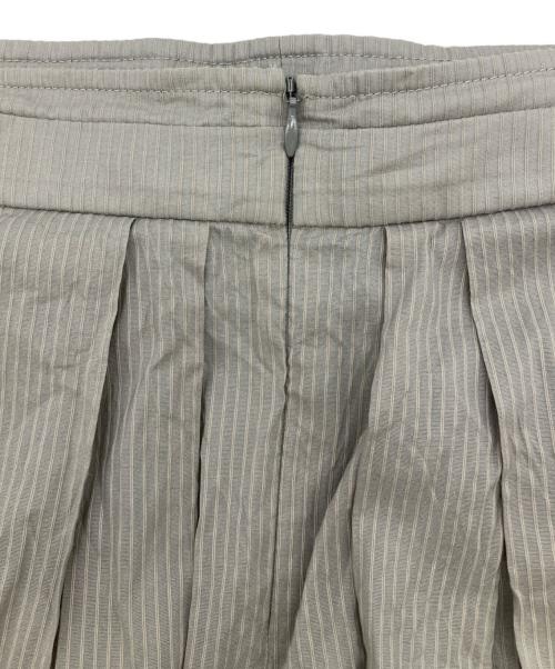 ebure（エブール）EBURE (エブール) S/Cシアーストライプ マキシ丈タックギャザースカート グレー サイズ:36の古着・服飾アイテム