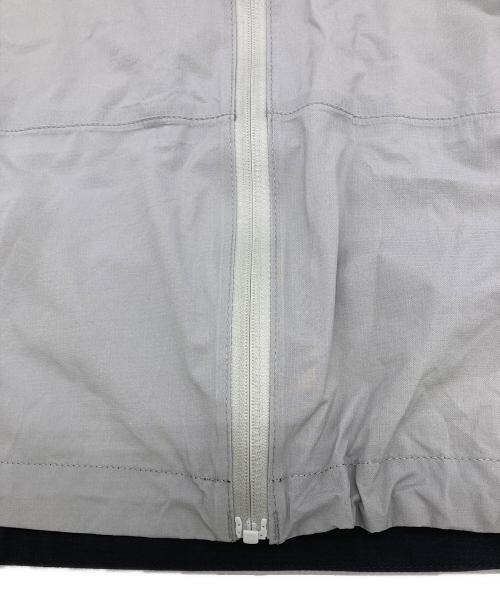 MOUNTAIN HARD WEAR（マウンテンハードウェア）MOUNTAIN HARD WEAR (マウンテンハードウェア) T3 Jacket グレー×ブラック サイズ:XLの古着・服飾アイテム