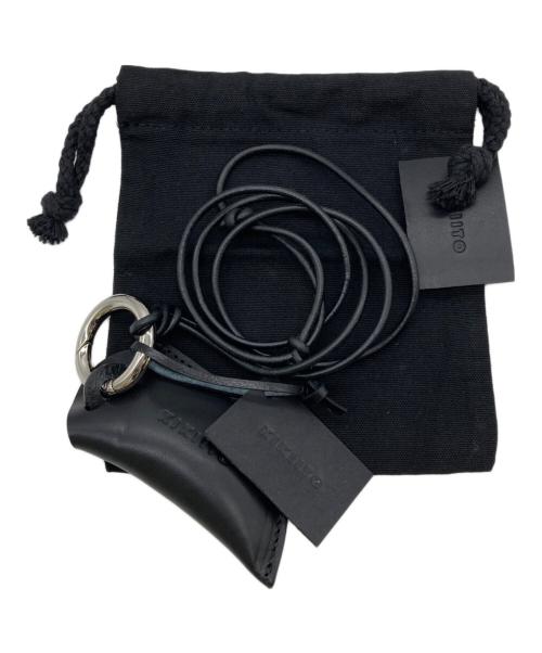 KIKIITO（キキイトウ）KIKIITO (キキイトウ) OMAMORI - Black Leather ブラックの古着・服飾アイテム