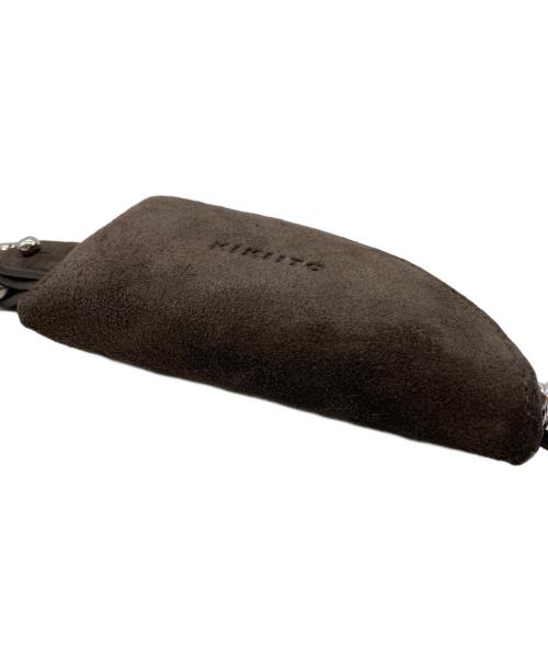 KIKIITO（キキイトウ）KIKIITO (キキイトウ) SUEDE KEY CASE ブラウンの古着・服飾アイテム