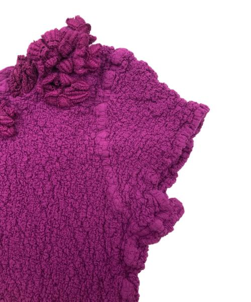 ISSEY MIYAKE me（イッセイ ミヤケ ミー）ISSEY MIYAKE me (イッセイ ミヤケ ミー) シワ加工フラワーノースリーブカットソー パープル サイズ:FREEの古着・服飾アイテム