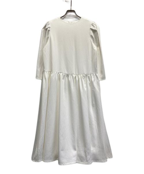 huit（ユイット）huit (ユイット) バックパール ロング ワンピース ホワイト サイズ:xsの古着・服飾アイテム