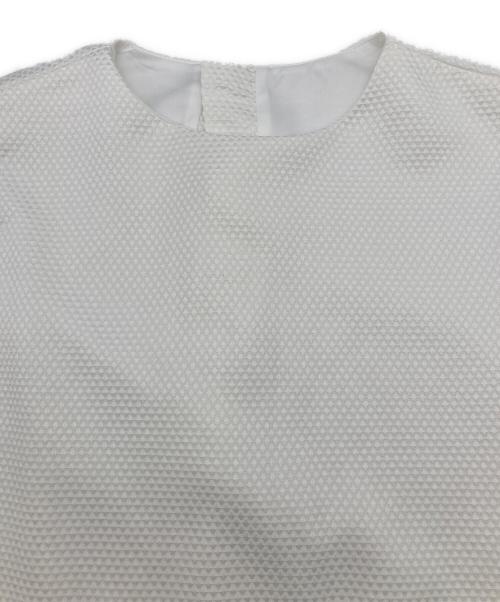 huit（ユイット）huit (ユイット) バックパール ロング ワンピース ホワイト サイズ:xsの古着・服飾アイテム