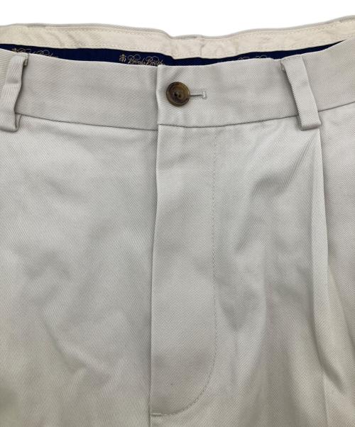 BROOKS BROTHERS（ブルックスブラザーズ）BROOKS BROTHERS (ブルックスブラザーズ) タックハーフパンツ ベージュ サイズ:W32の古着・服飾アイテム
